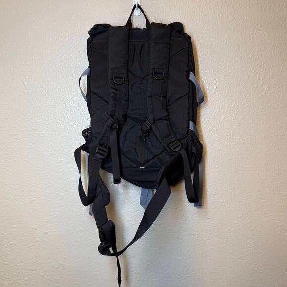 The North Face Hiking Backpack Pack Nylon Top Load Hip Belt Black Unisex Regular - Picture 11 of 11